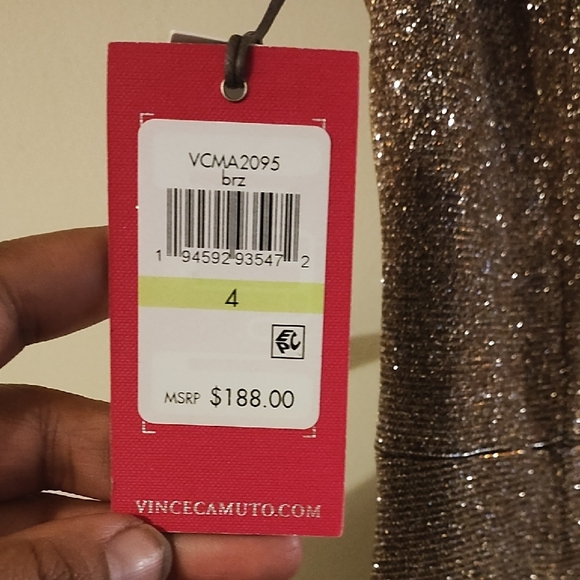 Elegant Glittering Evening Dress - Picture 7 of 9